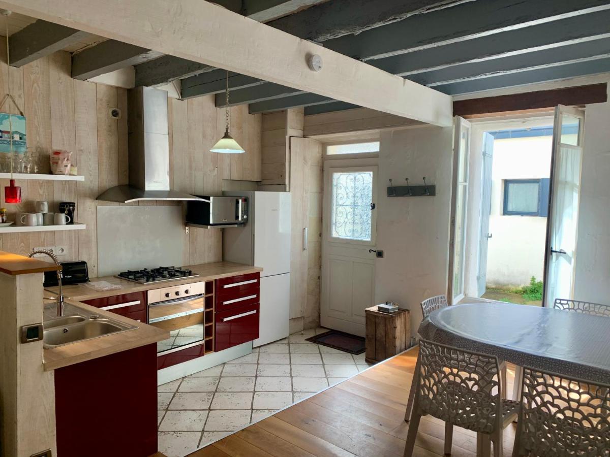 Les Marionnettes, Maison De Ville 80M2 Avec Terrasse La Rochelle  Exterior foto