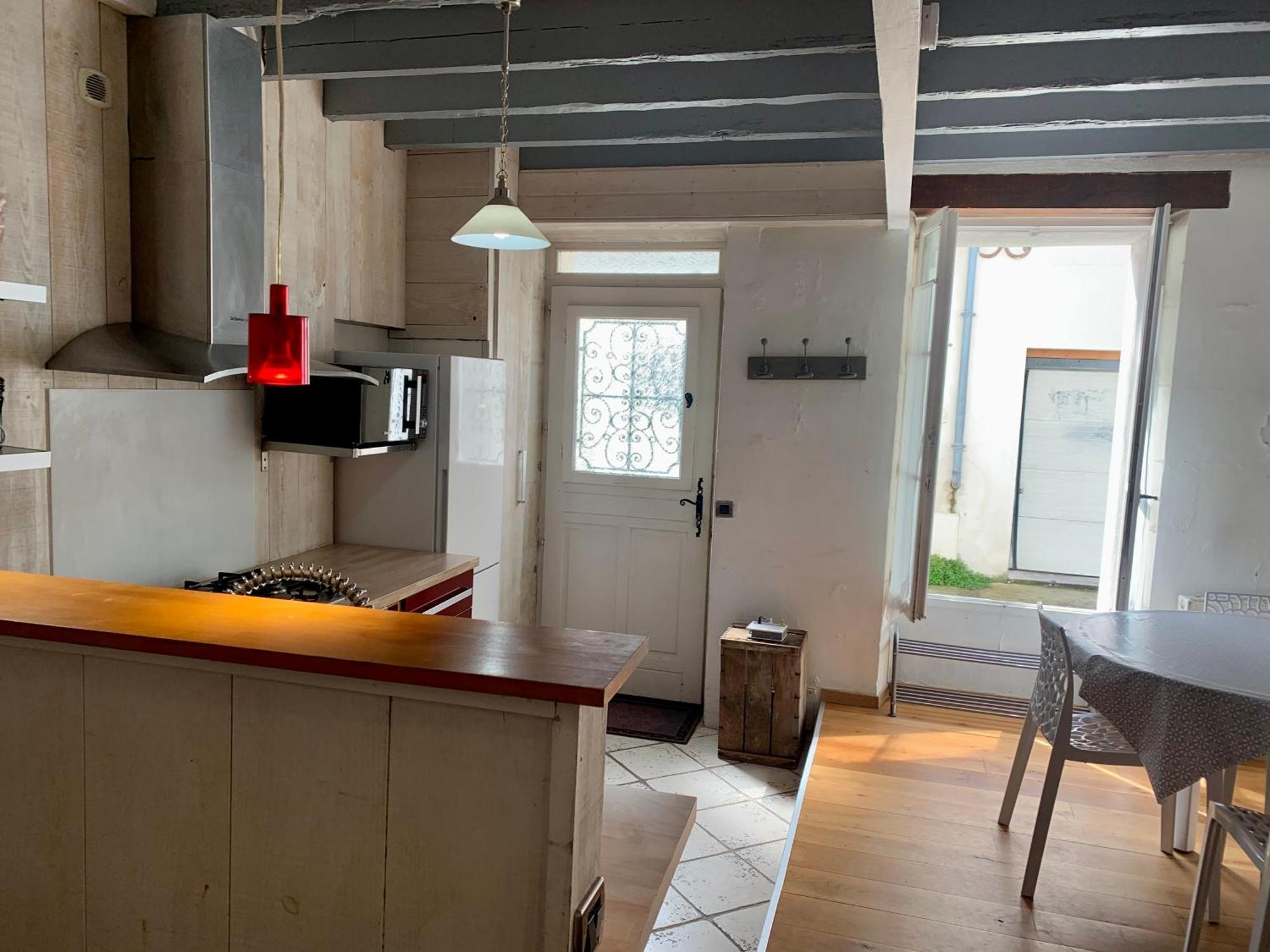 Les Marionnettes, Maison De Ville 80M2 Avec Terrasse La Rochelle  Exterior foto