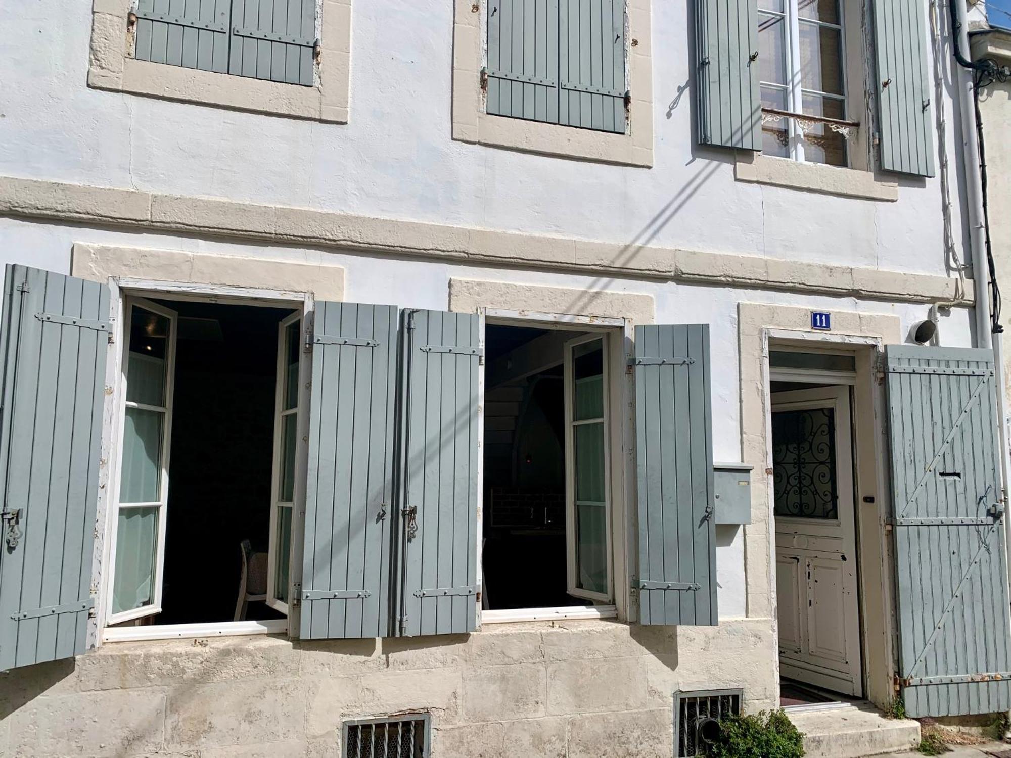 Les Marionnettes, Maison De Ville 80M2 Avec Terrasse La Rochelle  Exterior foto