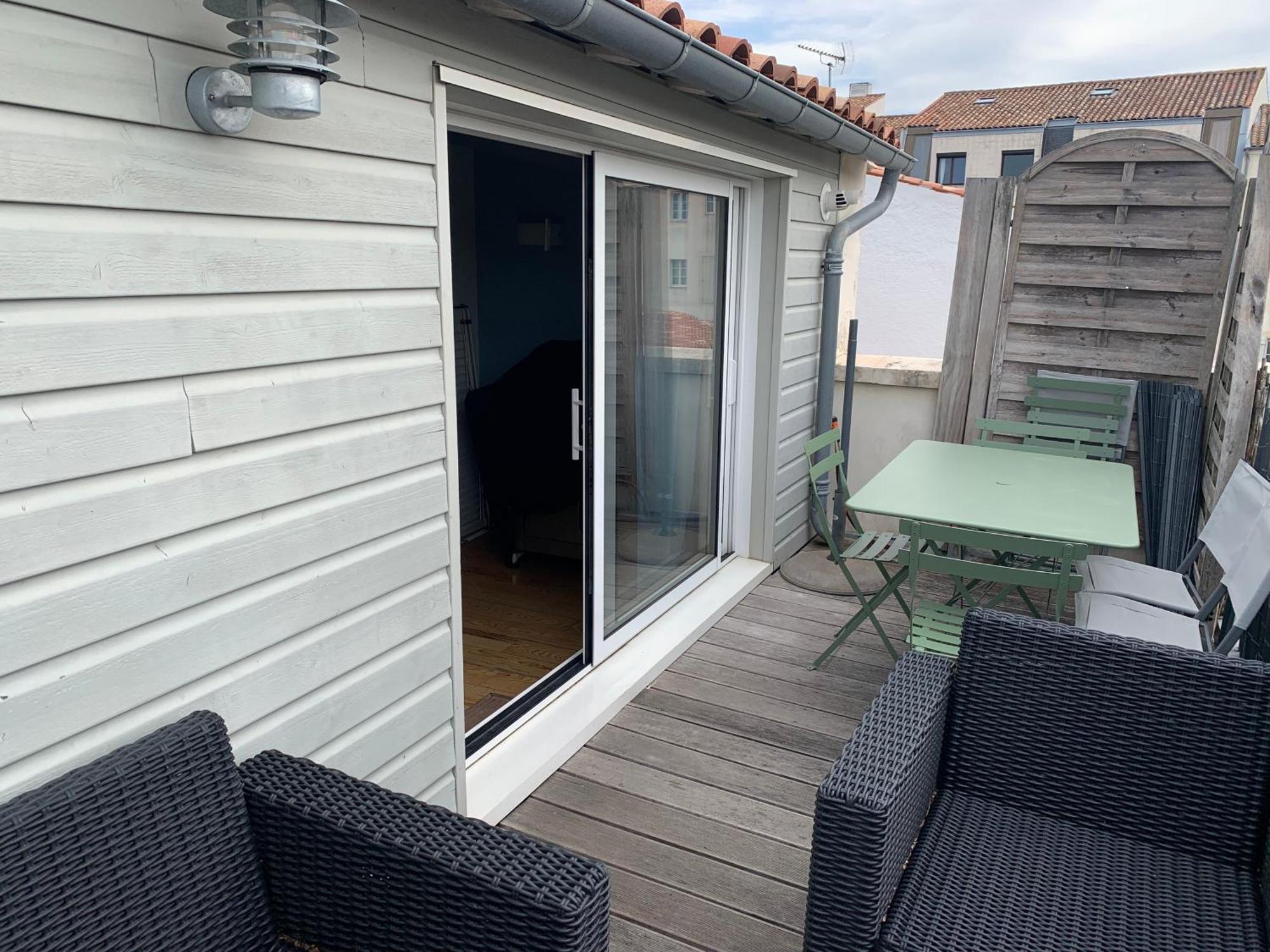Les Marionnettes, Maison De Ville 80M2 Avec Terrasse La Rochelle  Exterior foto