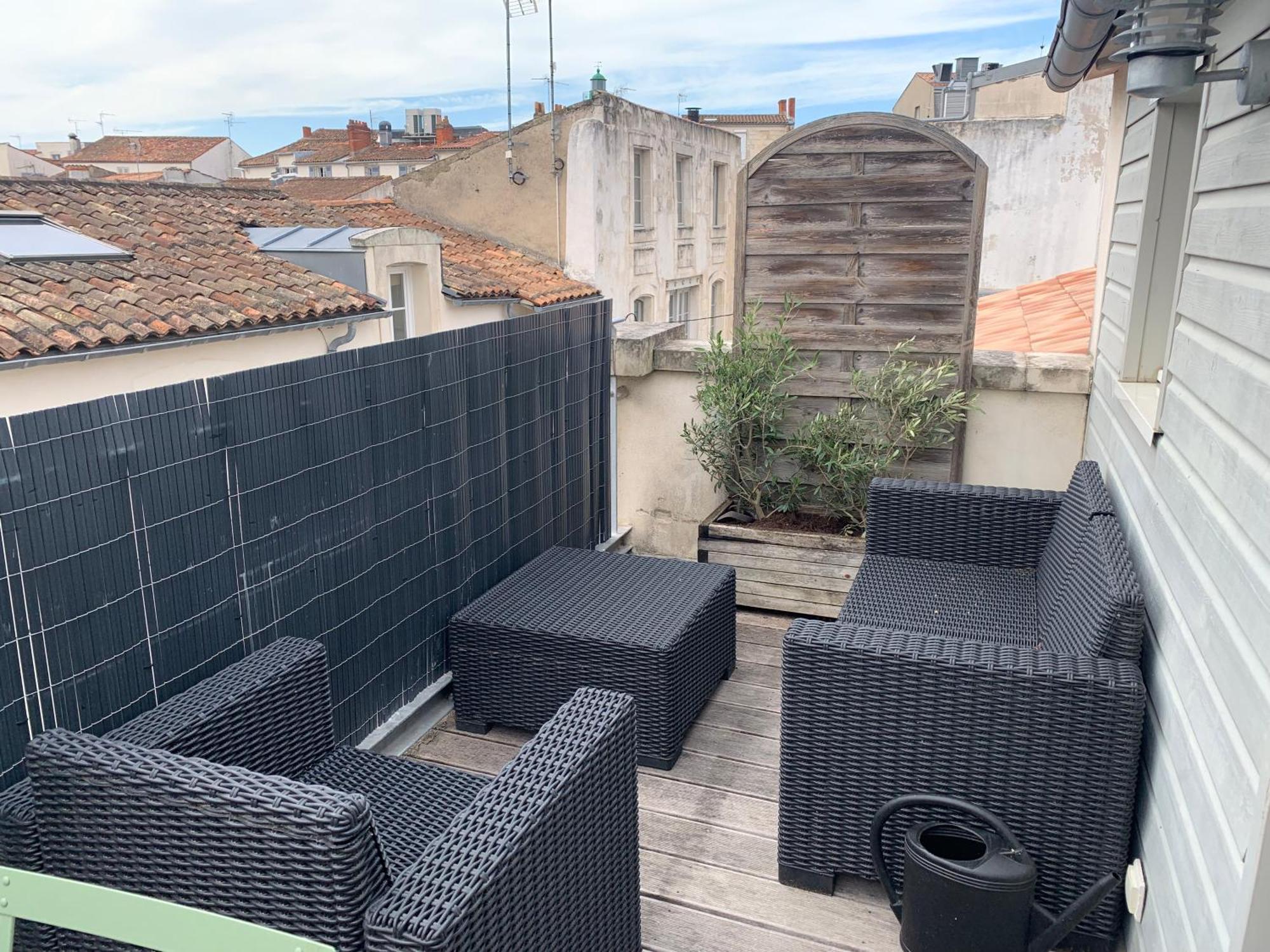 Les Marionnettes, Maison De Ville 80M2 Avec Terrasse La Rochelle  Exterior foto